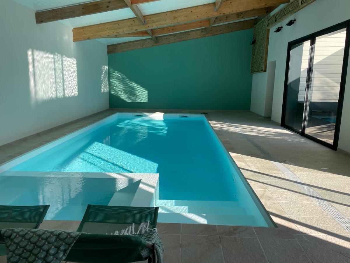 Villa La Luciole Piscine Interieure バルヌヴィル・カルトゥレ エクステリア 写真